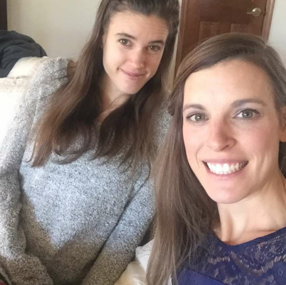 Meet Your Poshers, Joanna and Sarah.